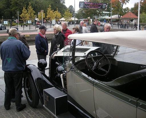 013.jpg - Presentation av bilen