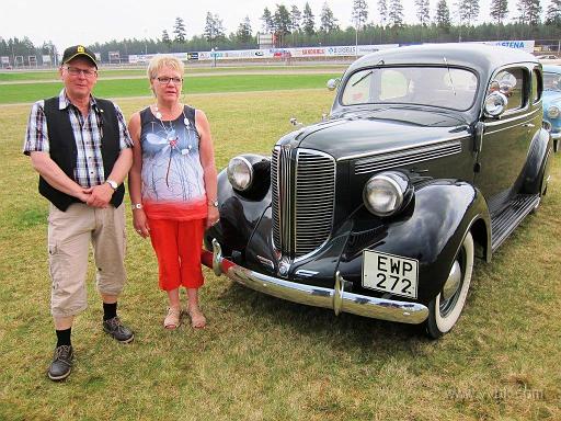 083.jpg - Dodge Brothers 335A 1938